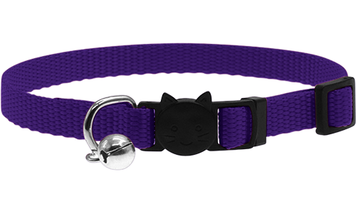 Collar ajustable naranja para gatos, ligero, con hebilla de seguridad con diseño de gato y un pequeño cascabel plateado.