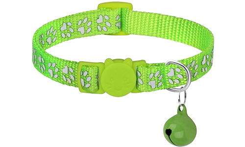 Collar para gato verde con patrón de patas, ajustable y ligero para comodidad, hebilla de seguridad con campanita a juego.