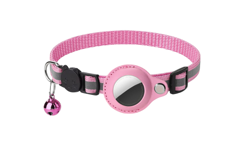 Collar de gato rosa reflectante con soporte para AirTag, ajustable y ligero para comodidad, con campana rosa.